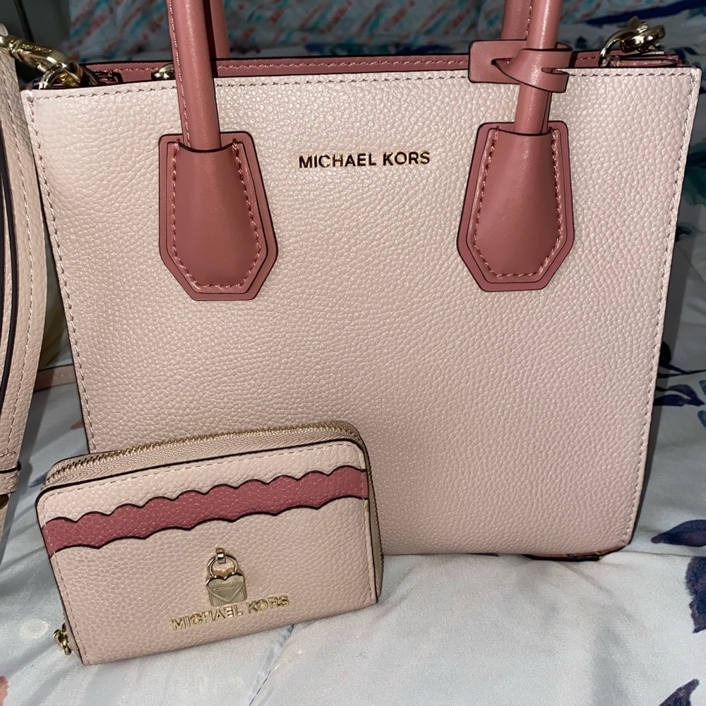 Michael Kors Mercer and Wallet